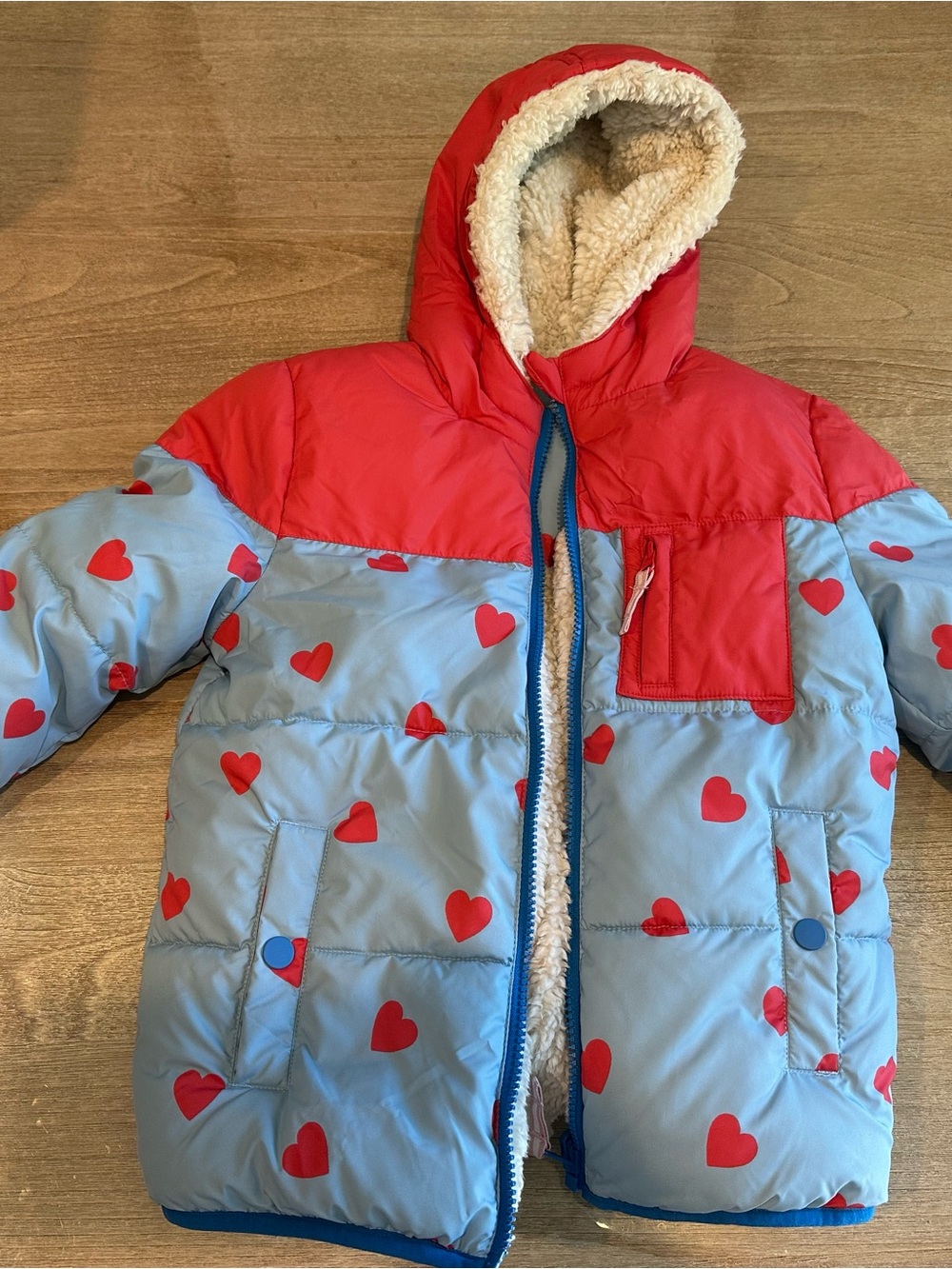 Mini Boden Sherpa lining Red Hearts Puffer Jacket reversible size 6-7